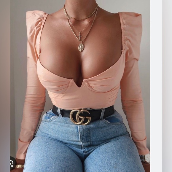 OH POLLY CROPTOP✨ - Picture 2 of 5